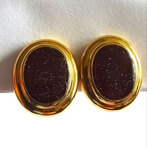 Vintage earrings oval clip on red gold tone  clipon retro classic